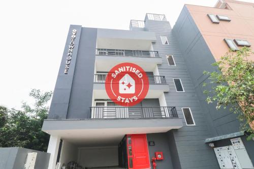 Фотография гостиницы OYO Townhouse 588 Noida Sector 71