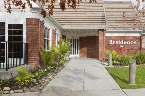 Фотография гостиницы Residence Inn Sacramento Rancho Cordova