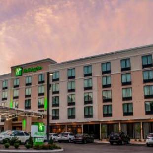 Фотографии гостиницы 
            Holiday Inn Knoxville N - Merchant Drive, an IHG Hotel