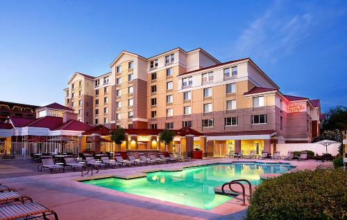 Фотография гостиницы Hilton Garden Inn Scottsdale Old Town