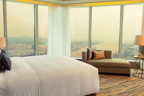 Фотография гостиницы Renaissance Huizhou Hotel