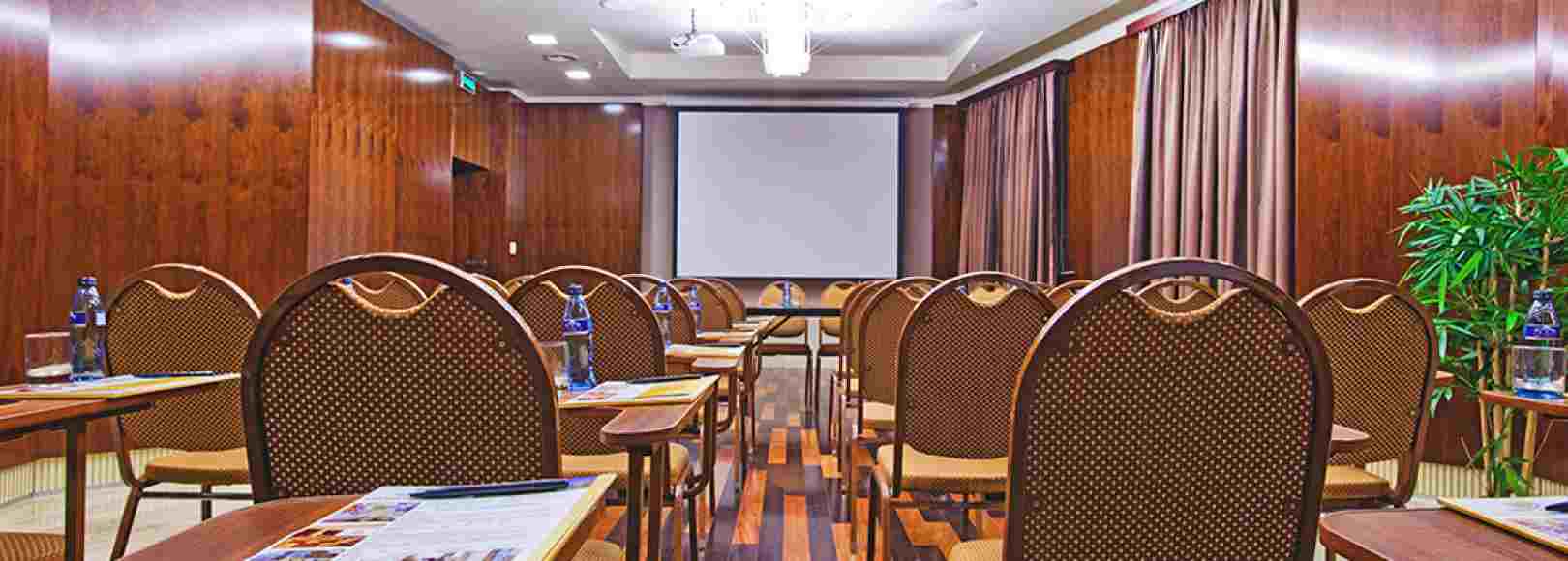 Фотография конференц-зала Кембридж