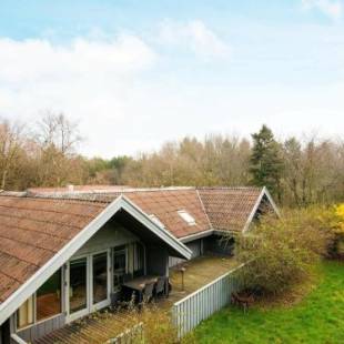 Фотографии гостевого дома
Three-Bedroom Holiday home in Toftlund 36