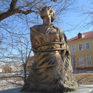 Фотография Памятник Партизанке Вале Заикиной