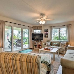 Фотография гостевого дома St Augustine Beach Condo with Patio and Pool Access!