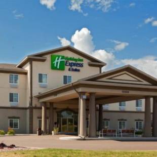 Фотографии гостиницы 
            Holiday Inn Express Hotel & Suites Eau Claire North, an IHG Hotel