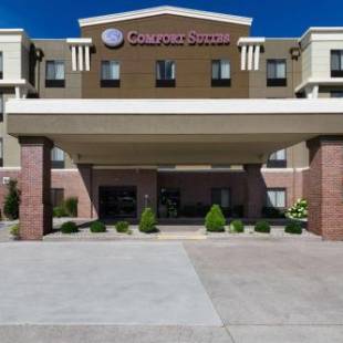 Фотографии гостиницы 
            Comfort Suites Hopkinsville