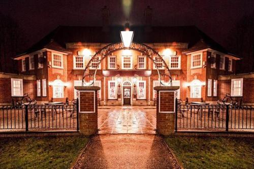 Фотография гостиницы Wendover Arms Hotel