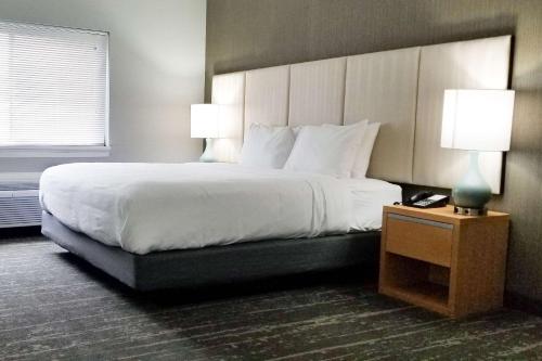 Фотография гостиницы Somerset Lofts, Ascend Hotel Collection