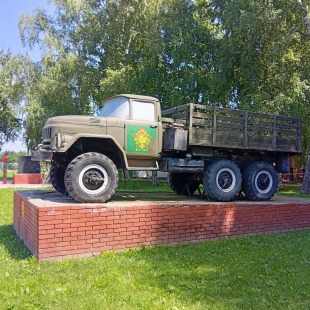 Фотография памятника Памятник Машине ДОСААФа