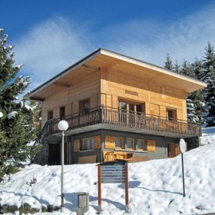 Фотография гостевого дома Traditional Chalet in Peisey-Nancroix, 150 m from Ski Lift