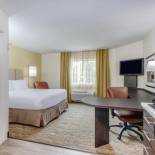 Фотография гостиницы Candlewood Suites Secaucus, an IHG Hotel