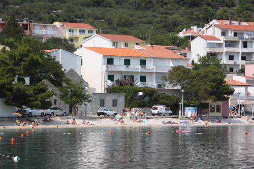 Фотография гостевого дома Apartments by the sea Igrane, Makarska - 6653