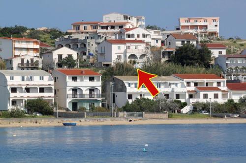 Фотография гостевого дома Apartments with a parking space Metajna, Pag - 208