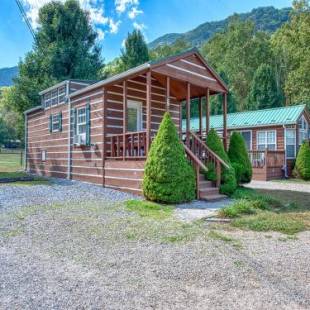 Фотографии гостевого дома
Maggie Valley Cabin Rentals