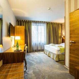 Фотография гостиницы WELLNESS HOTEL LÖWE