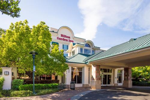 Фотография гостиницы Hilton Garden Inn Fairfield