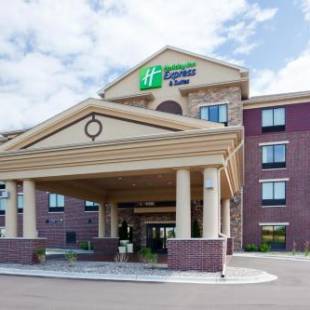 Фотографии гостиницы 
            Holiday Inn Express Hotel & Suites Shakopee, an IHG Hotel