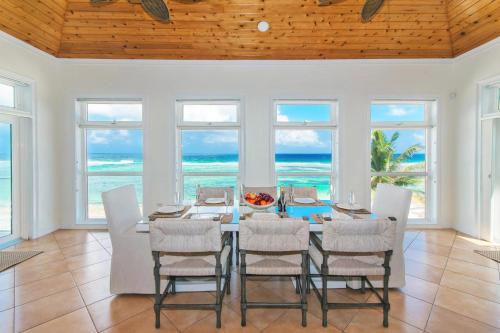 Фотографии гостевого дома 
            Hilltime by Grand Cayman Villas