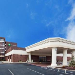 Фотографии гостиницы 
            Holiday Inn Dayton/Fairborn I-675, an IHG Hotel