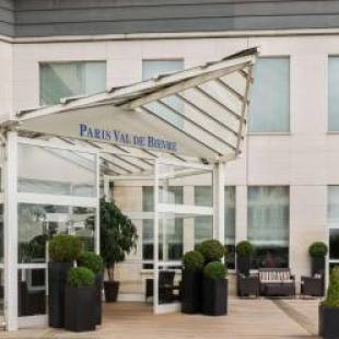 Фотографии гостиницы 
            Best Western Plus Paris Saclay (ex: Val de Bièvre)