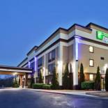 Фотография гостиницы Holiday Inn Express Peachtree Corners-Norcross, an IHG Hotel