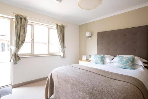 Фотография гостиницы The Tytherleigh Arms