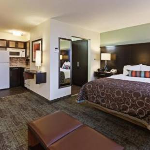 Фотографии гостиницы 
            Staybridge Suites Tulsa-Woodland Hills, an IHG Hotel