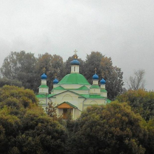 Фотографии храма 
            Иоанно-Предтеченский храм в Данилово