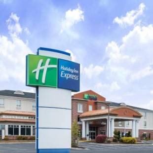 Фотографии гостиницы 
            Holiday Inn Express & Suites Bremen GA, an IHG Hotel