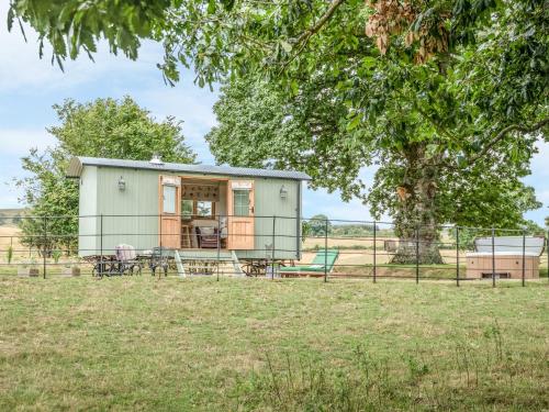 Фотографии гостевого дома 
            Padarn's Hut, Llandrindod Wells