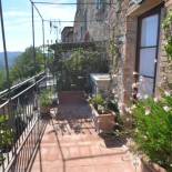 Фотография гостевого дома Mountain-view Holiday Home in Montecastelli with Private Terrace