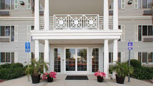 Фотография гостиницы Best Western Luxury Inn