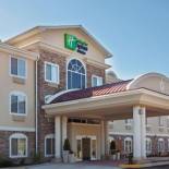 Фотография гостиницы Holiday Inn Express and Suites Meriden, an IHG Hotel