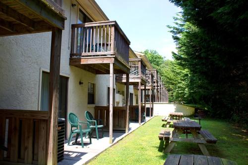 Фотография гостиницы Mountain Meadows by Exploria Resorts