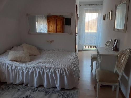 Фотография гостевого дома Zajazd Ponikiew - Noclegi Wadowice