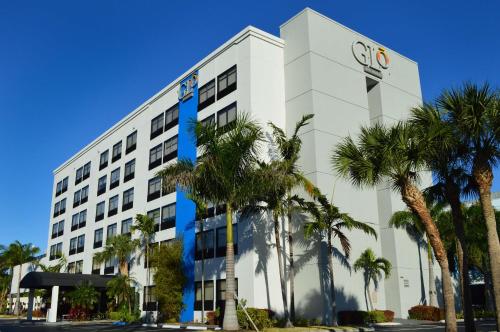 Фотографии гостиницы 
            GLō Best Western Ft. Lauderdale-Hollywood Airport Hotel