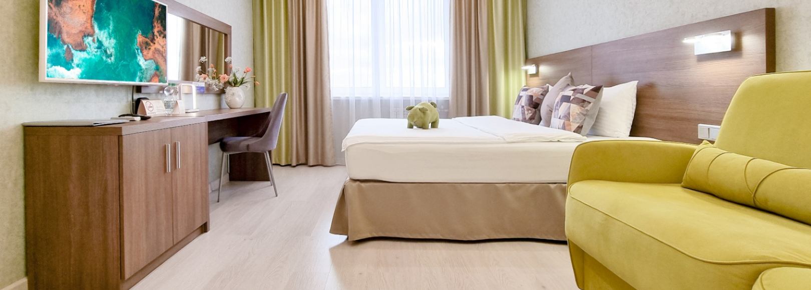 Фотография апарт отеля VLADRESORT: апартаменты Taneevo Park DeLuxe с панорамным видом на город, высокий этаж!