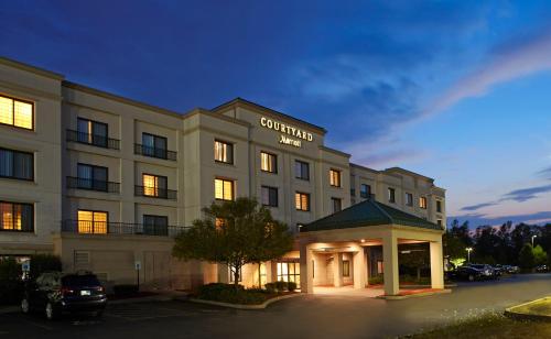 Фотография гостиницы Courtyard by Marriott Buffalo Amherst/University