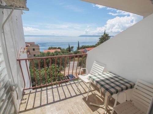 Фотография гостевого дома Apartments by the sea Tucepi, Makarska - 13955