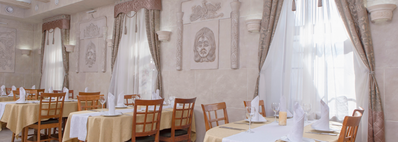 Фотография банкетного зала Мономах