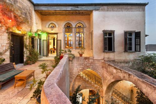 Фотография гостевого дома Fauzi Azar by Abraham Hostels