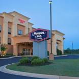 Фотография гостиницы Hampton Inn Winfield