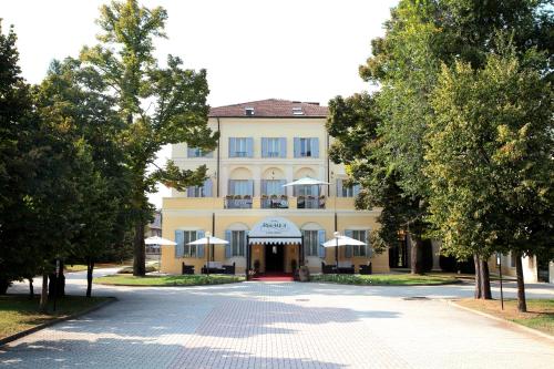 Фотография гостиницы Rechigi Park Hotel