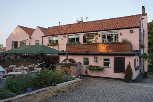 Фотографии гостиницы 
            The Tickled Trout Inn Bilton-in-Ainsty