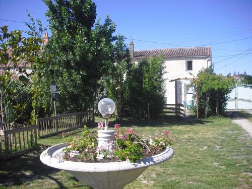 Фотография гостевого дома Les jardins de VIX