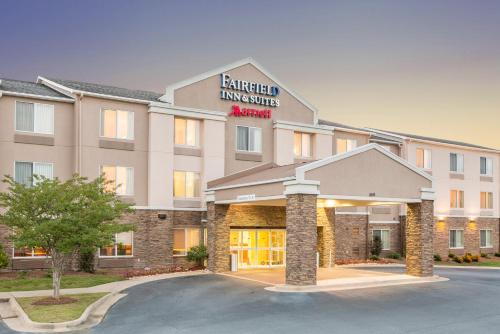 Фотография гостиницы Fairfield Inn & Suites by Marriott Columbus