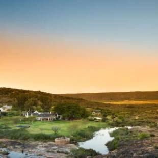 Фотографии гостиницы 
            Bushmans Kloof Wilderness Reserve and Wellness Retreat