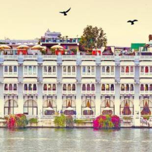 Фотографии гостиницы 
            Lake Pichola Hotel