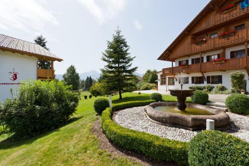 Фотография гостиницы Landhaus Kössel